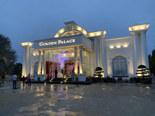 GOLDEN PALACE